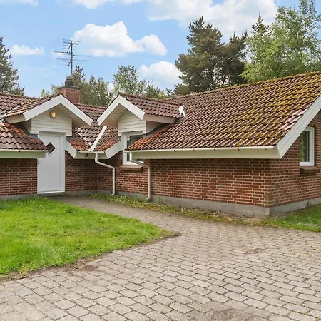 4 Bedroom Pet Friendly In Blavand Casa vacanze Blåvand