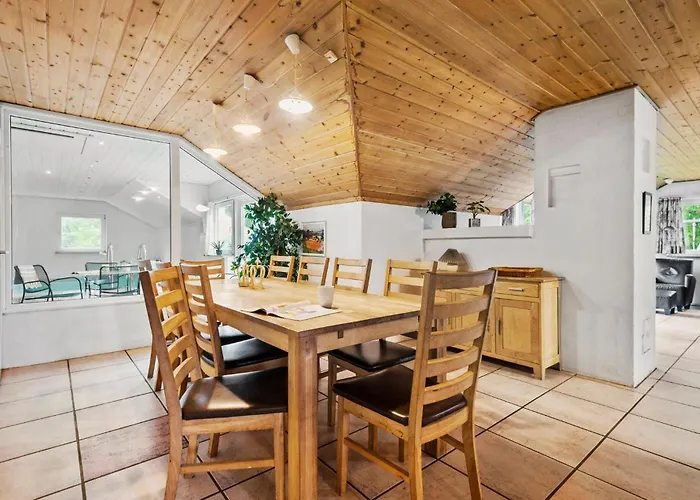 4 Bedroom Pet Friendly In Blavand