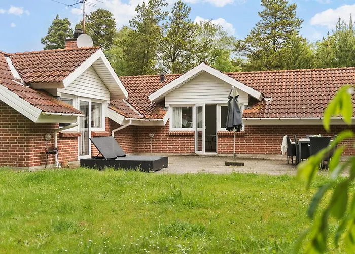 4 Bedroom Pet Friendly In Blavand Prázdninový dům