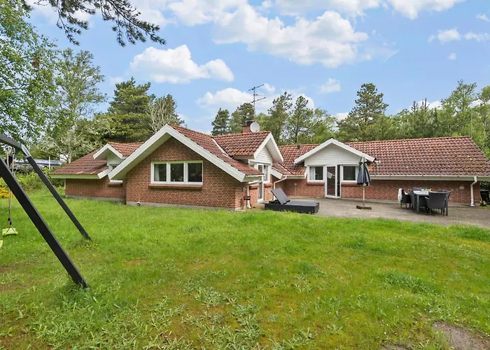 Prázdninový dům 4 Bedroom Pet Friendly In Blavand *